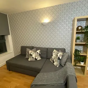 Socialstays At Westone Aspect , Sheffield United Kingdom